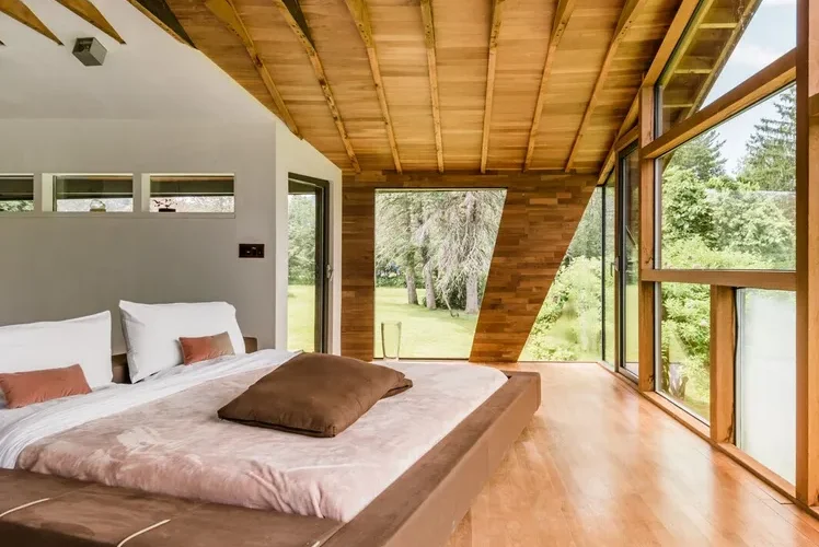 How MarketplaceSTR Helps Airbnb Hosts Save Time and Money